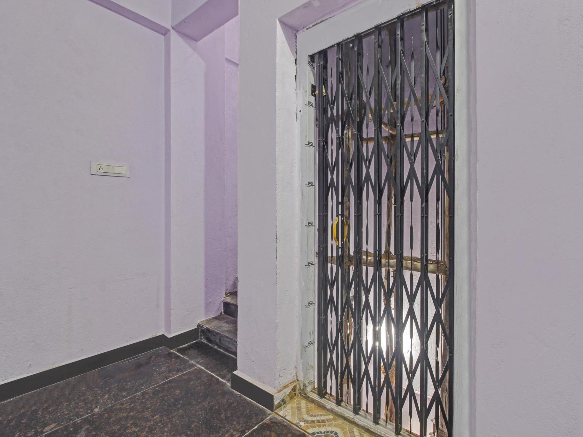 Hotel O Royal Stay Haidar Sahibguda Kültér fotó